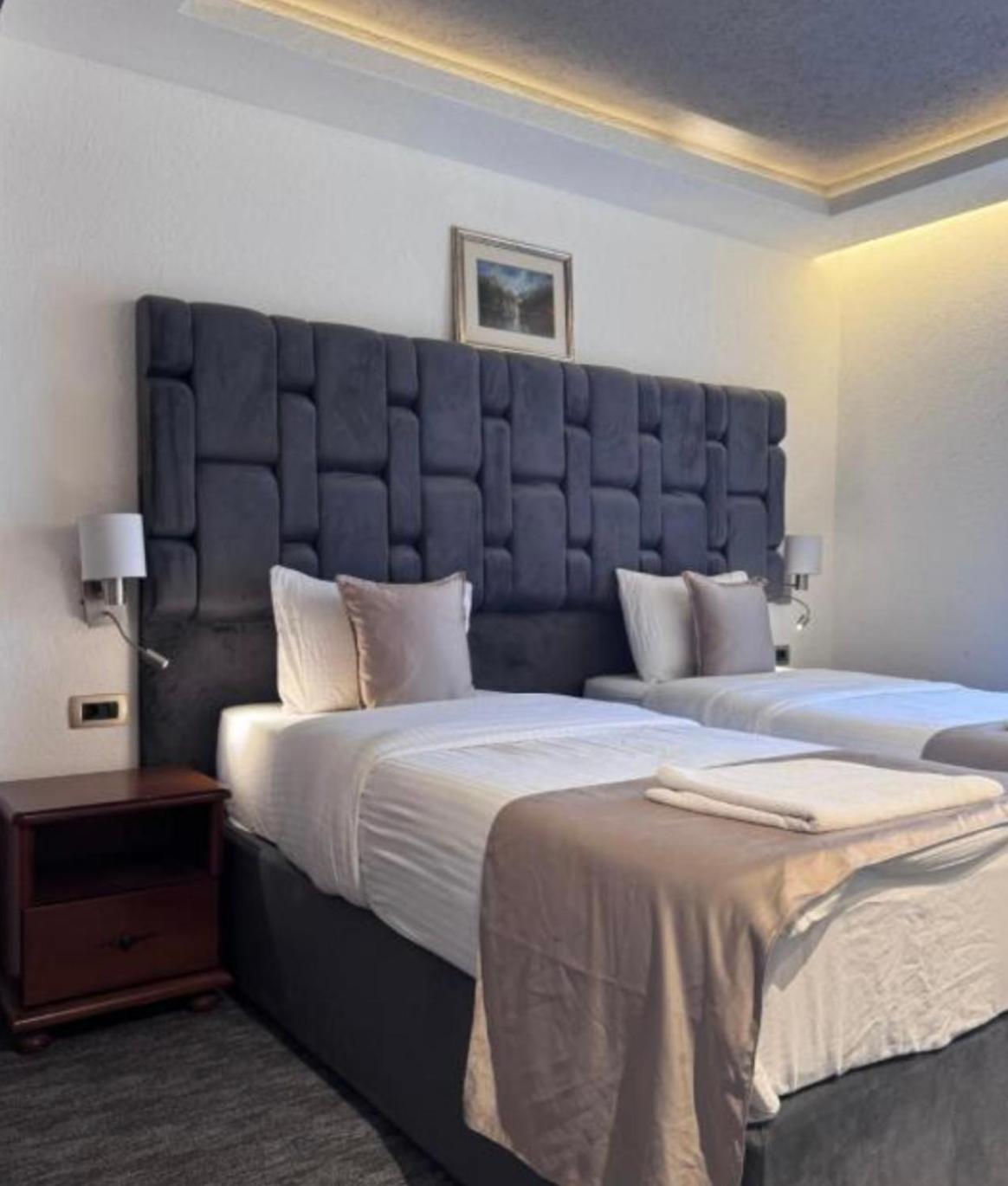 Hotel Garni Ideal Podgorica Exterior photo