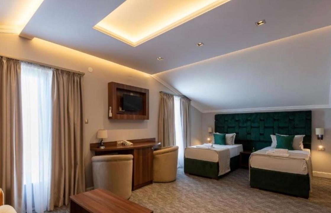 Hotel Garni Ideal Podgorica Exterior photo